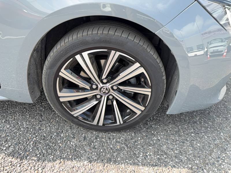 Toyota Corolla - Photo 16