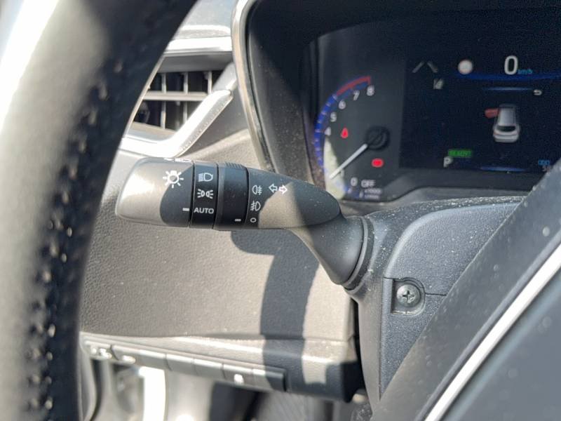 Toyota Corolla - Photo 24