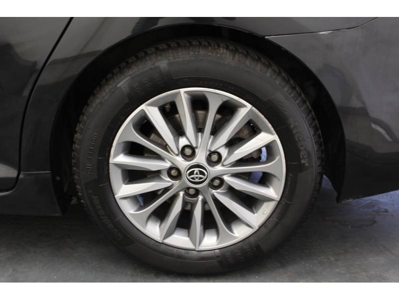 Toyota Avensis - Photo 19