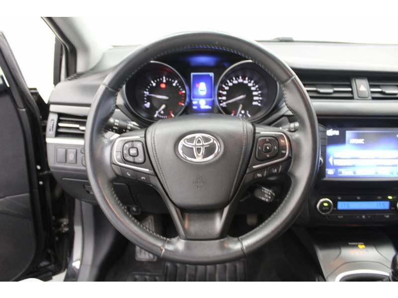 Toyota Avensis - Photo 22