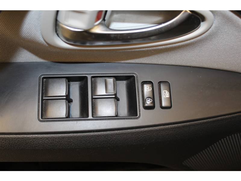 Toyota Avensis - Photo 31