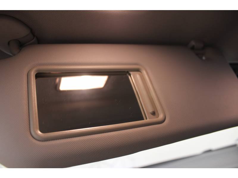 Toyota Avensis - Photo 39