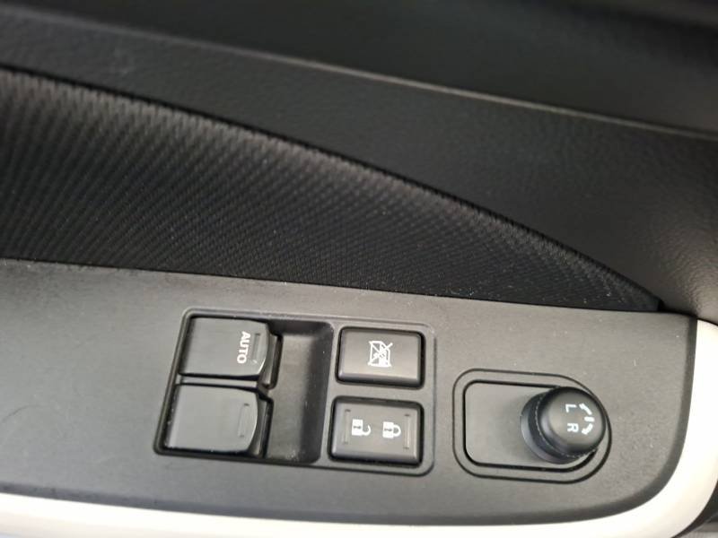 Suzuki Swift - Photo 21