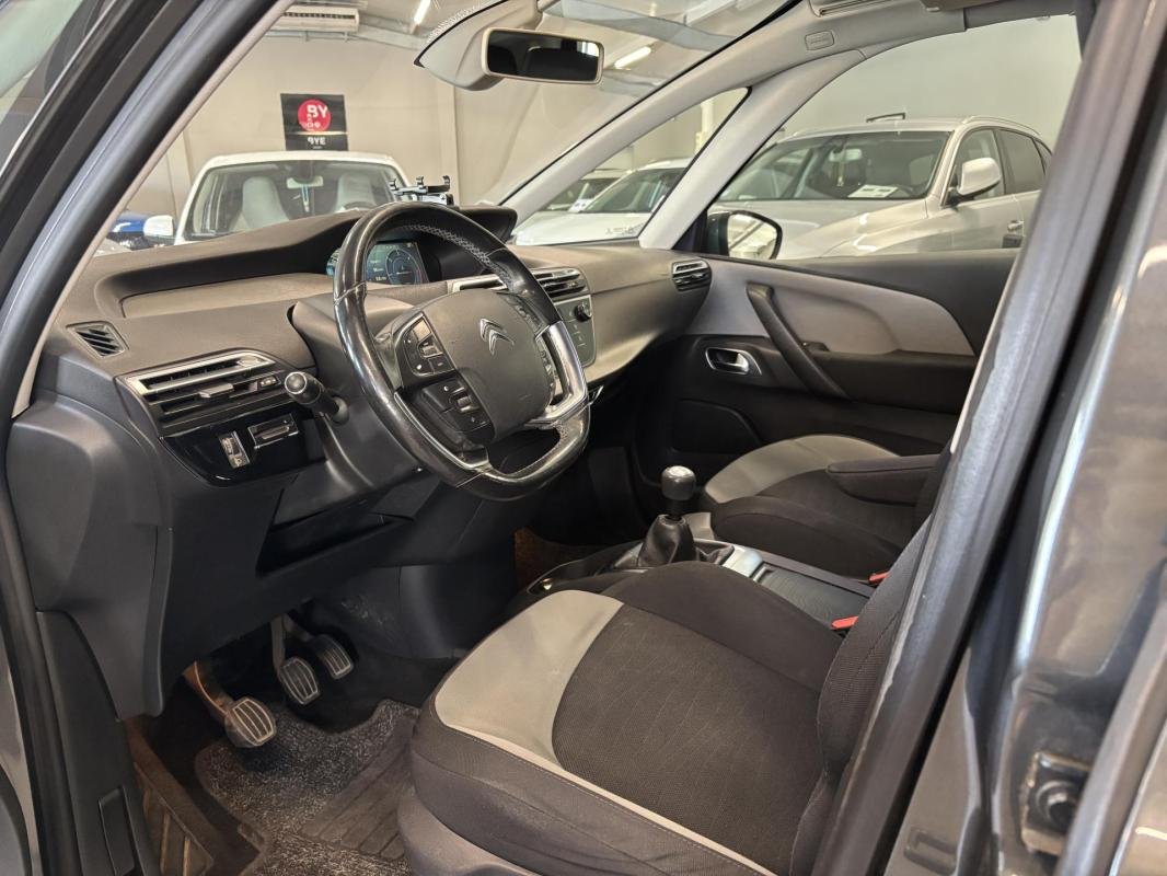 Citroën C4 Picasso - Photo 12