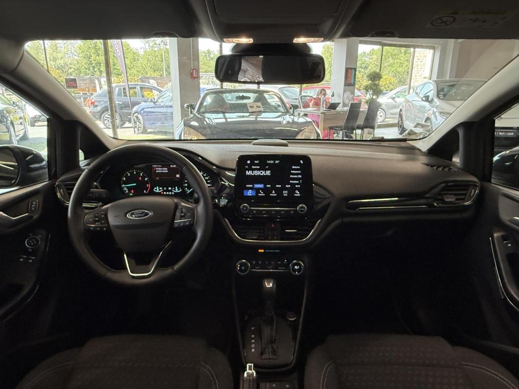 Ford Fiesta - Photo 13