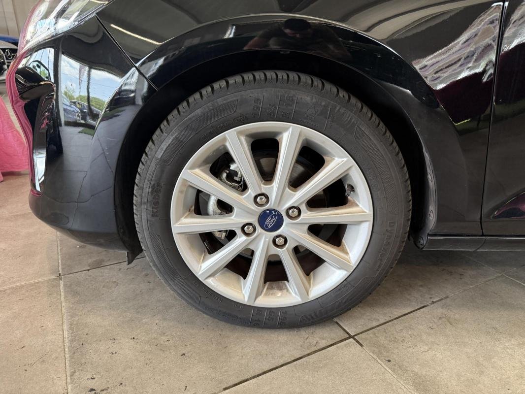 Ford Fiesta - Photo 23
