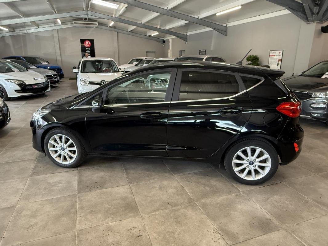 Ford Fiesta - Photo 3
