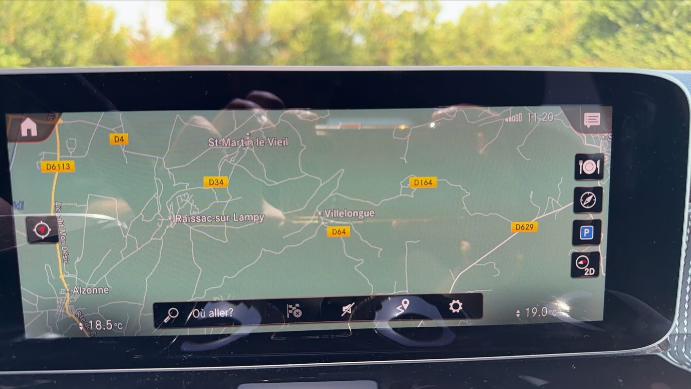 Mercedes GLB - Photo 23