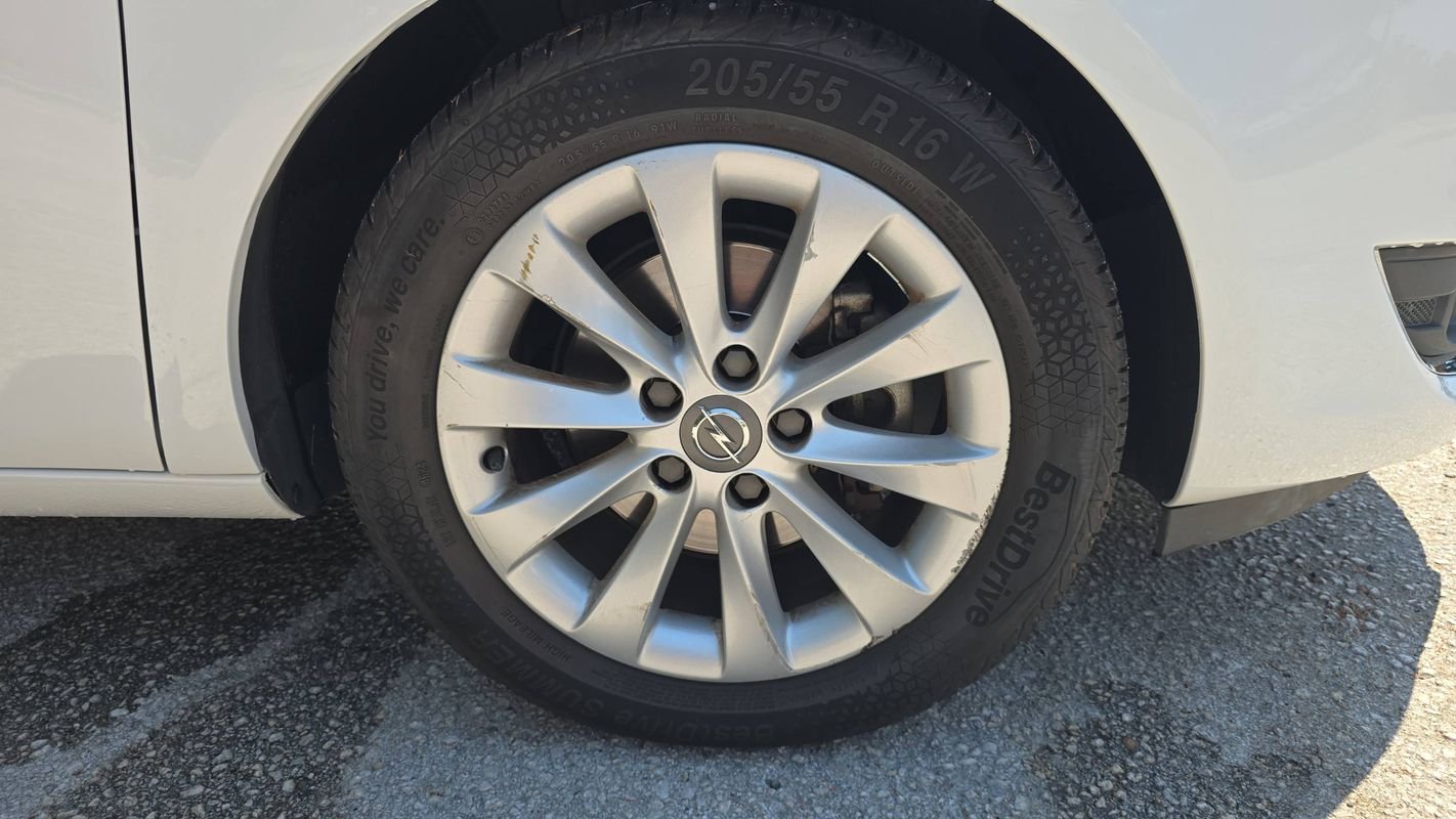Opel Meriva - Photo 17