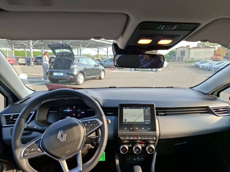 Renault Clio - Photo 11
