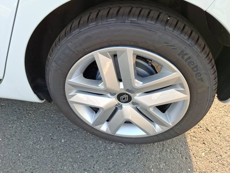Renault Clio - Photo 15