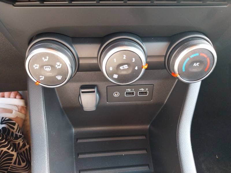 Renault Clio - Photo 27
