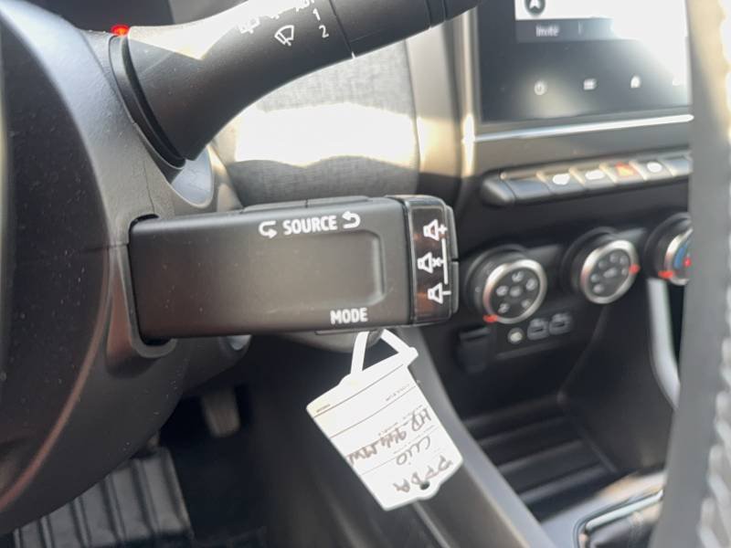 Renault Clio - Photo 27