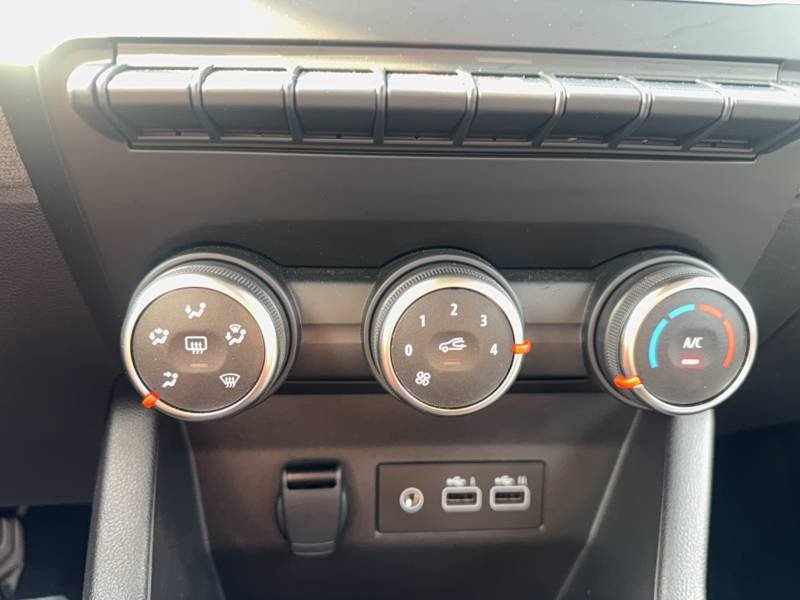 Renault Clio - Photo 37