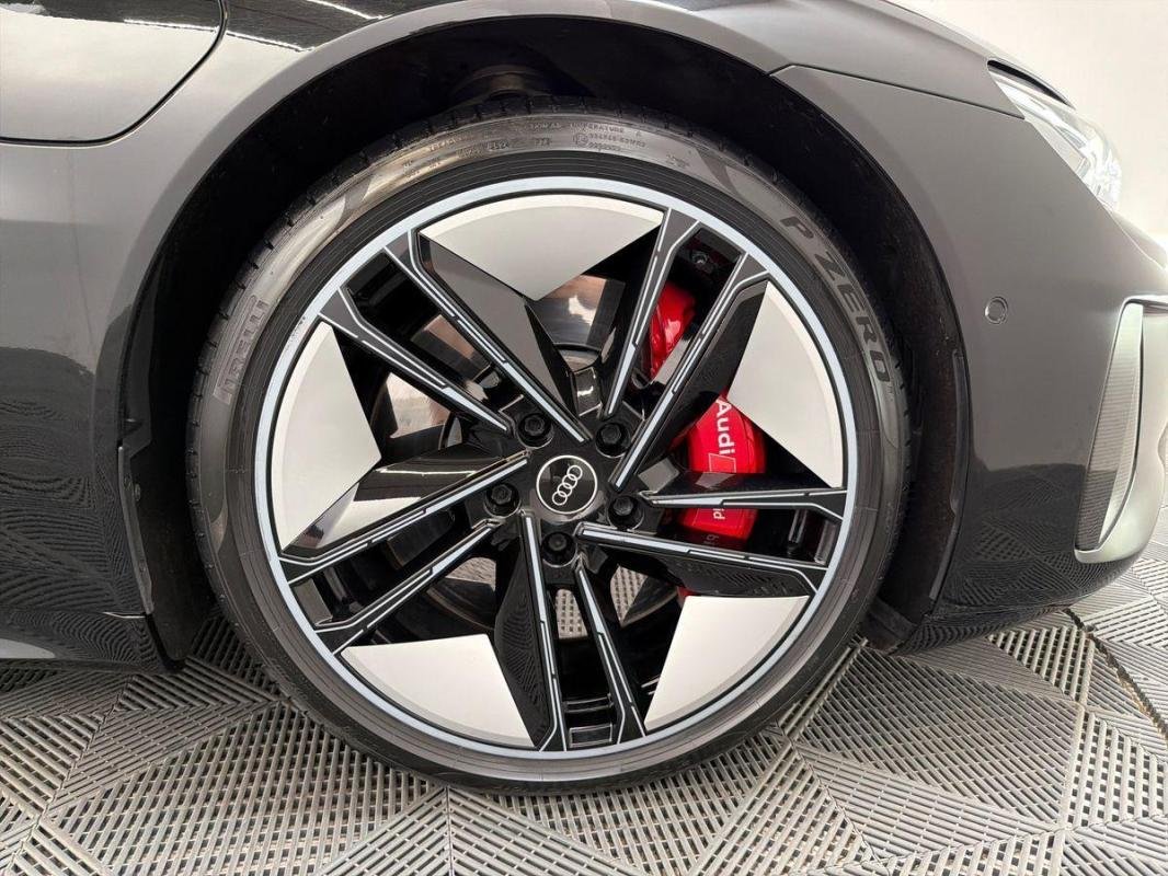 Audi e-tron gt - Photo 29
