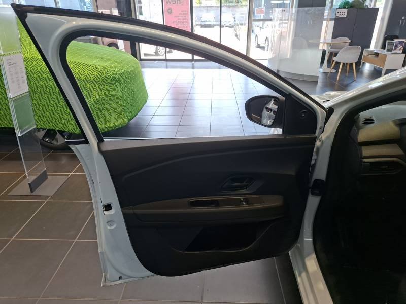 Dacia Sandero - Photo 12