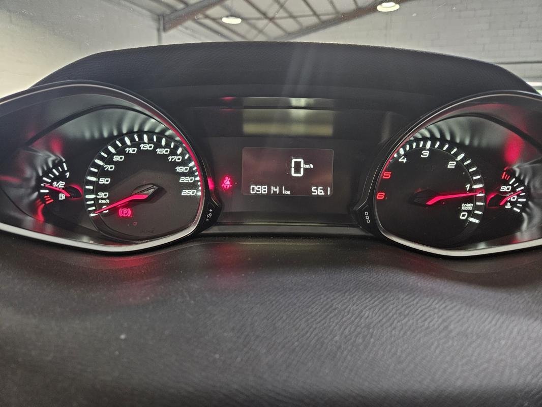 Peugeot 308 - Photo 13