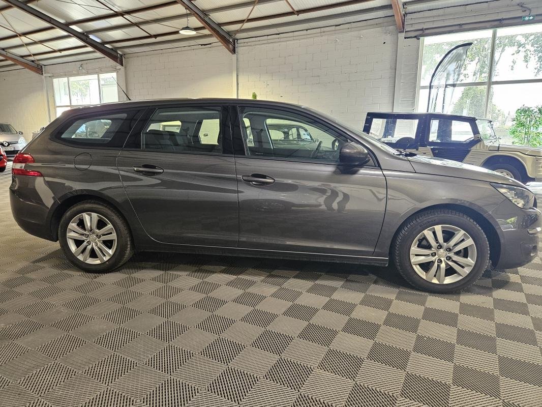 Peugeot 308 - Photo 4