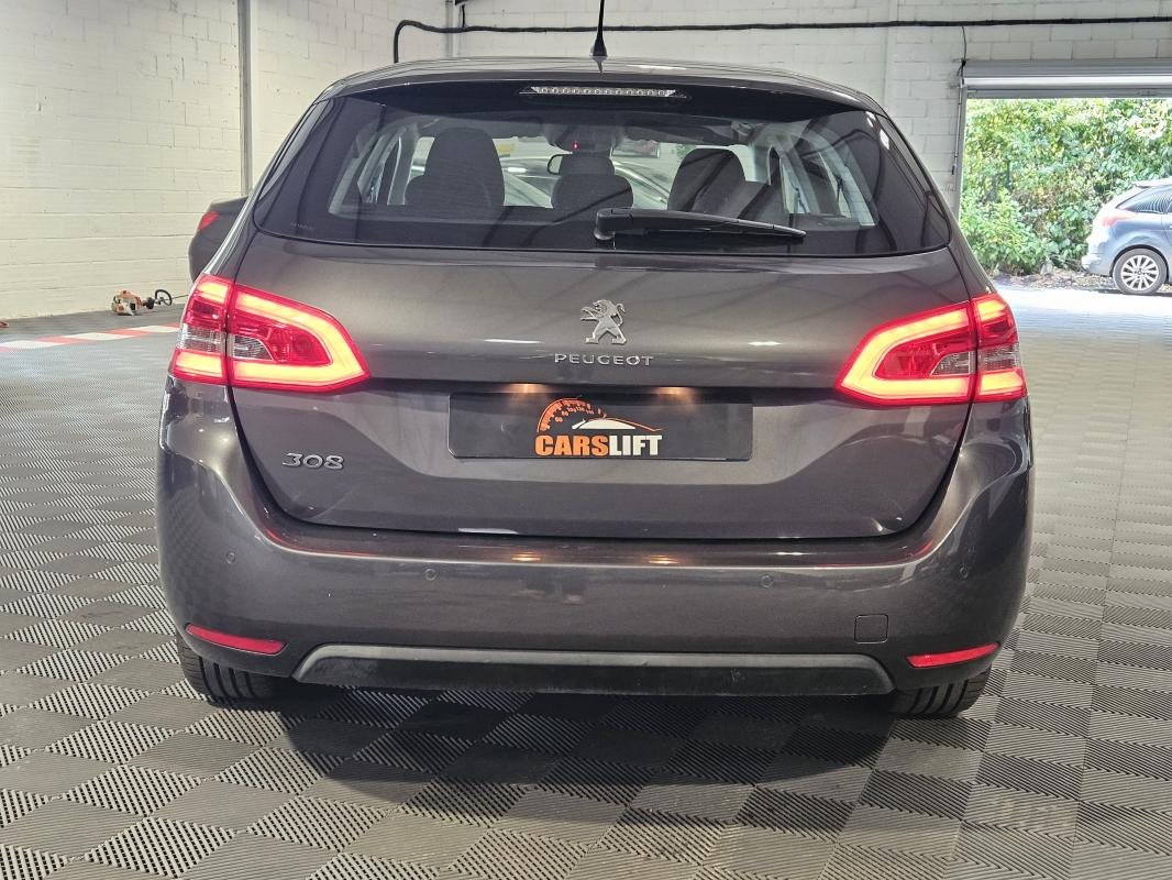 Peugeot 308 - Photo 6