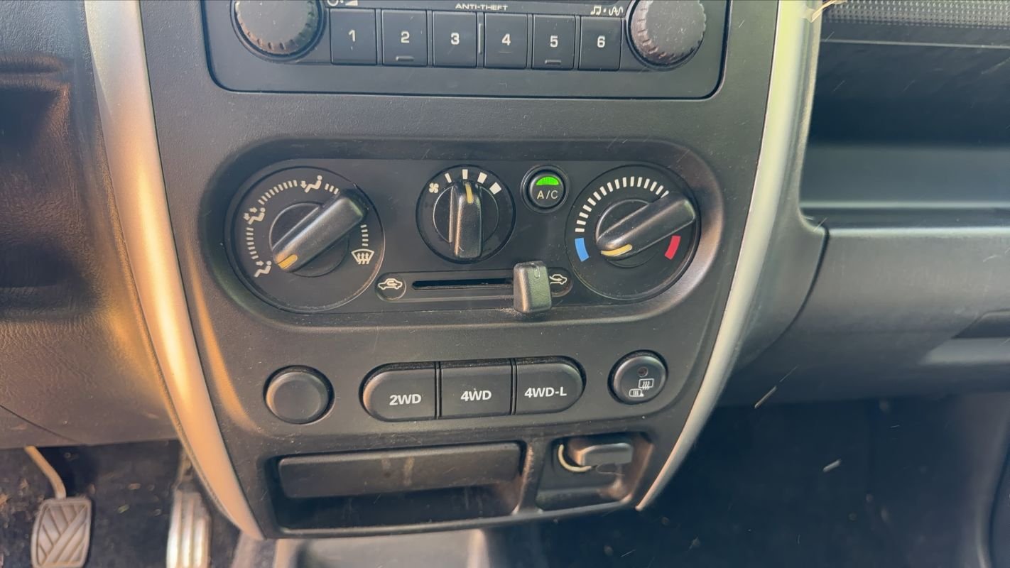 Suzuki Jimny - Photo 23