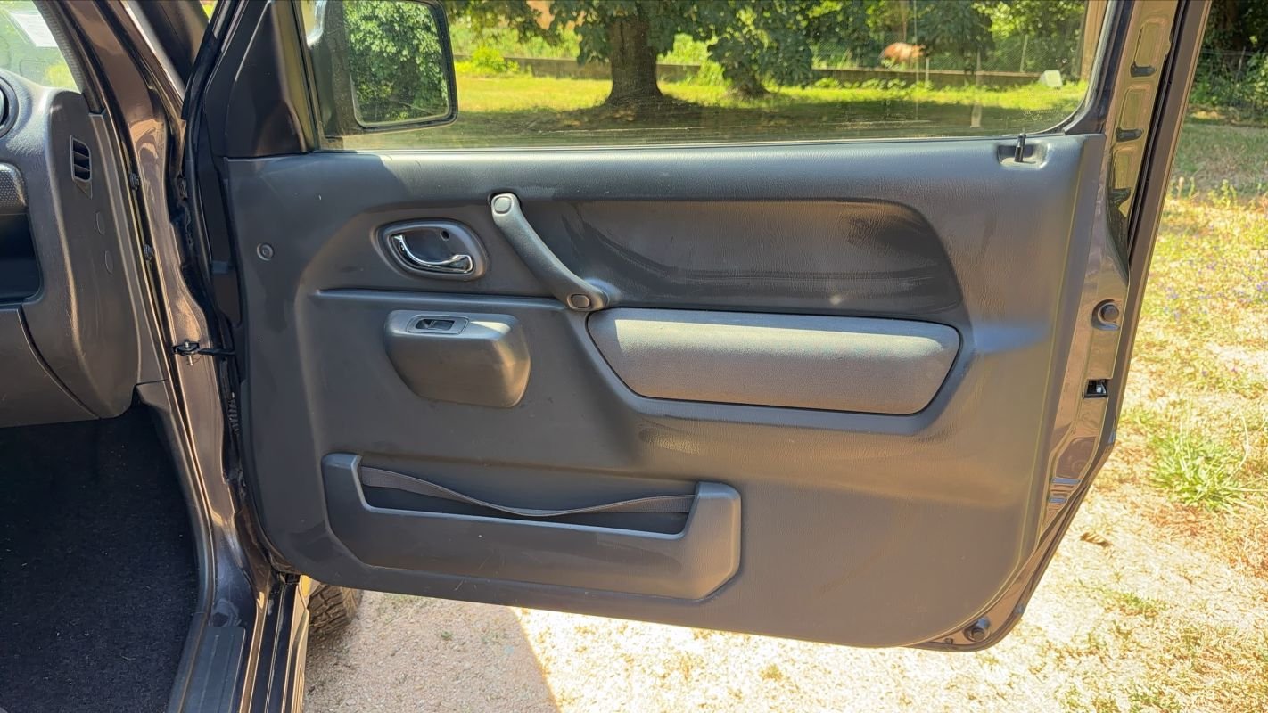 Suzuki Jimny - Photo 24
