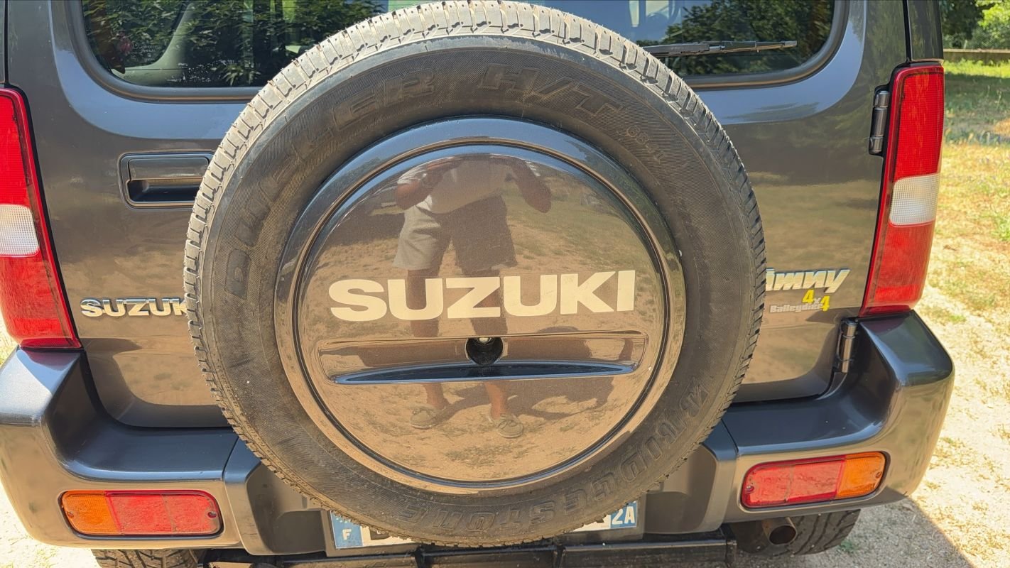 Suzuki Jimny - Photo 28