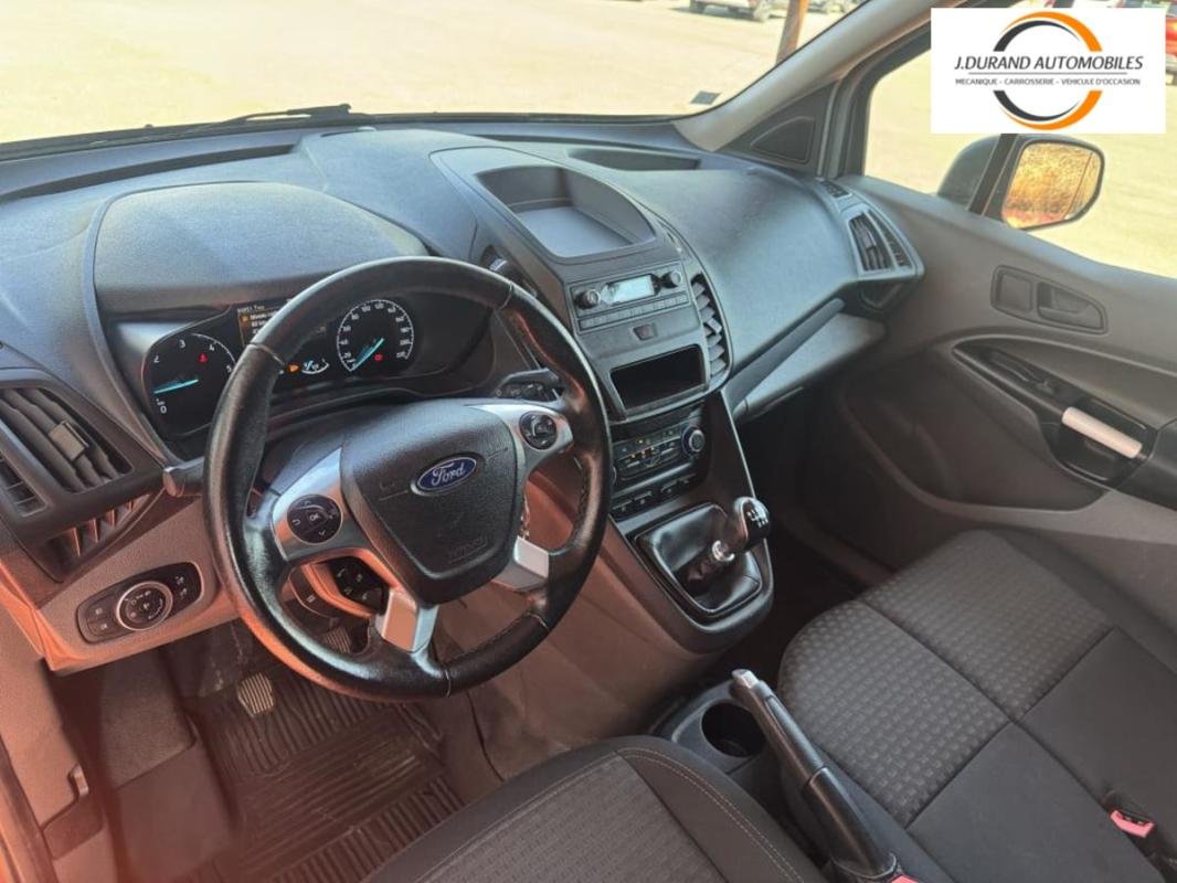 Ford Transit Connect - Photo 9