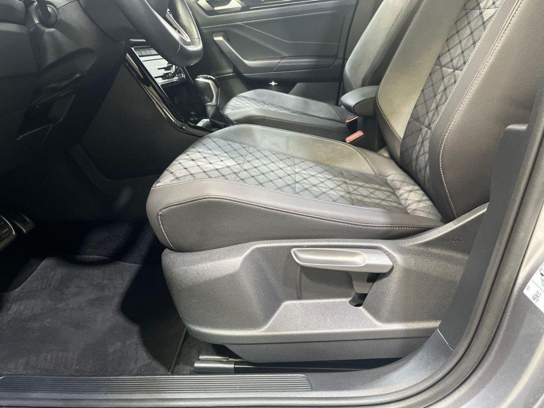 Volkswagen T-Roc - Photo 14