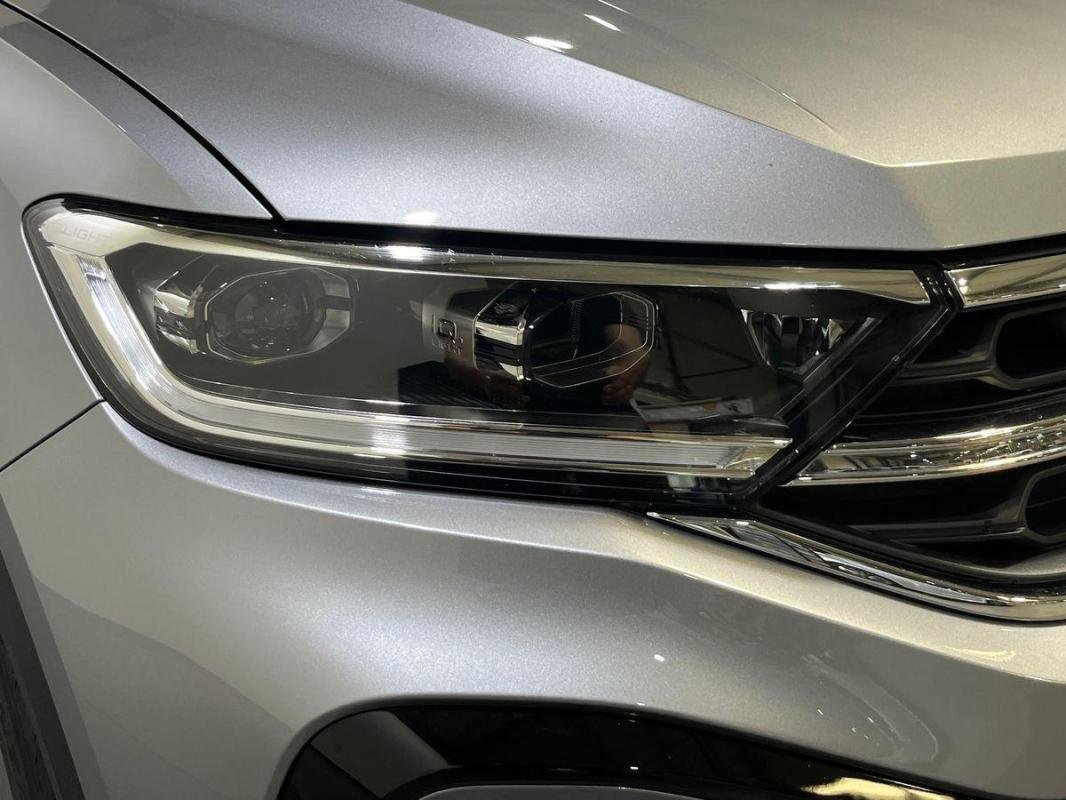 Volkswagen T-Roc - Photo 25