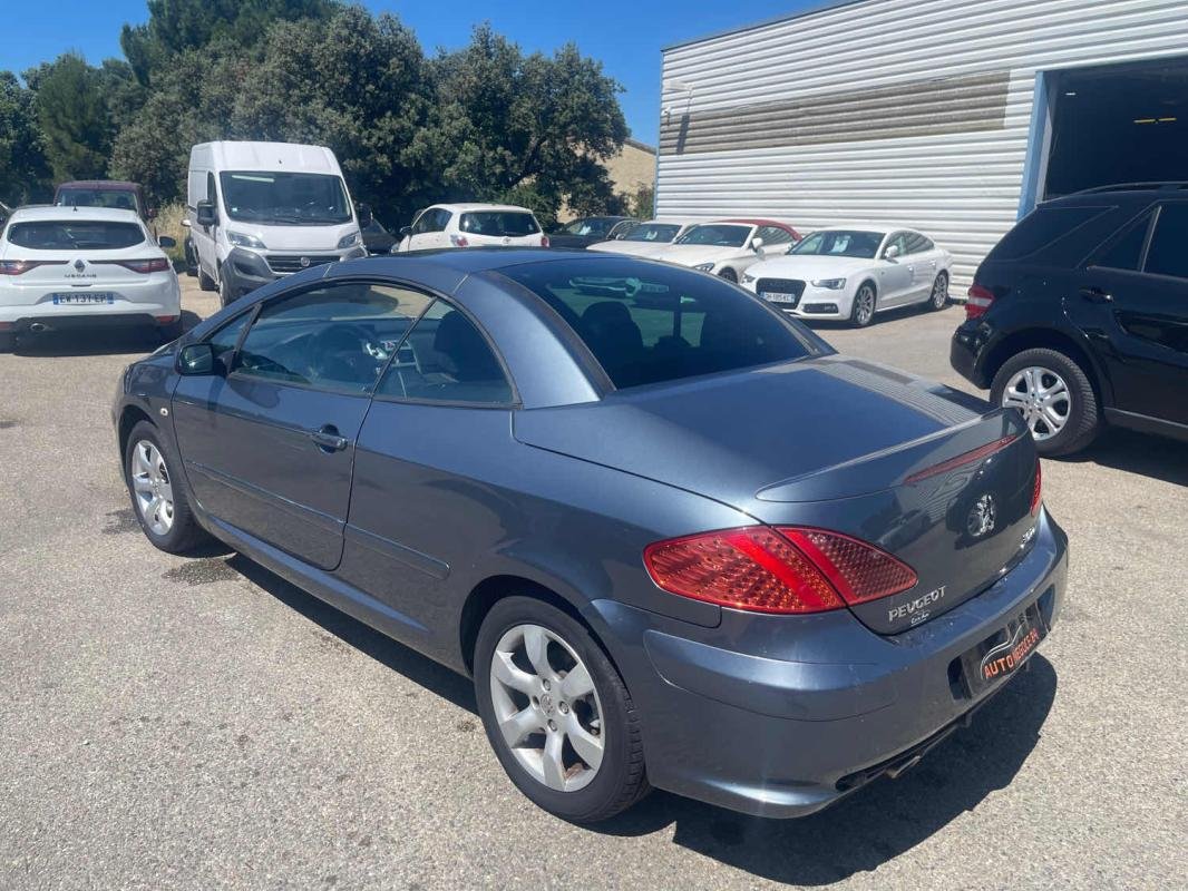 Peugeot 307 CC - Photo 12