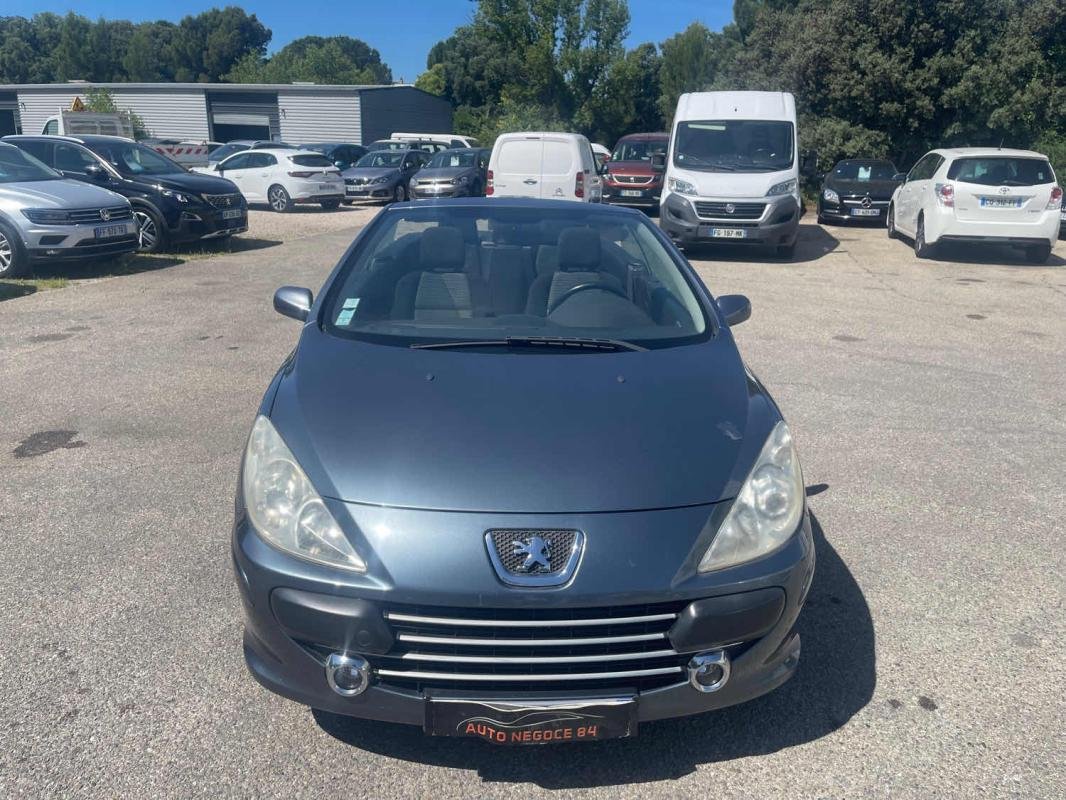 Peugeot 307 CC - Photo 2