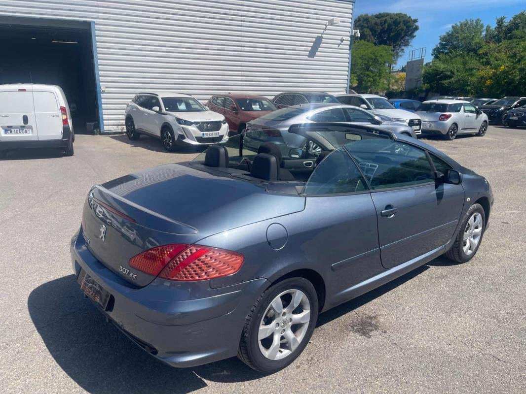 Peugeot 307 CC - Photo 4