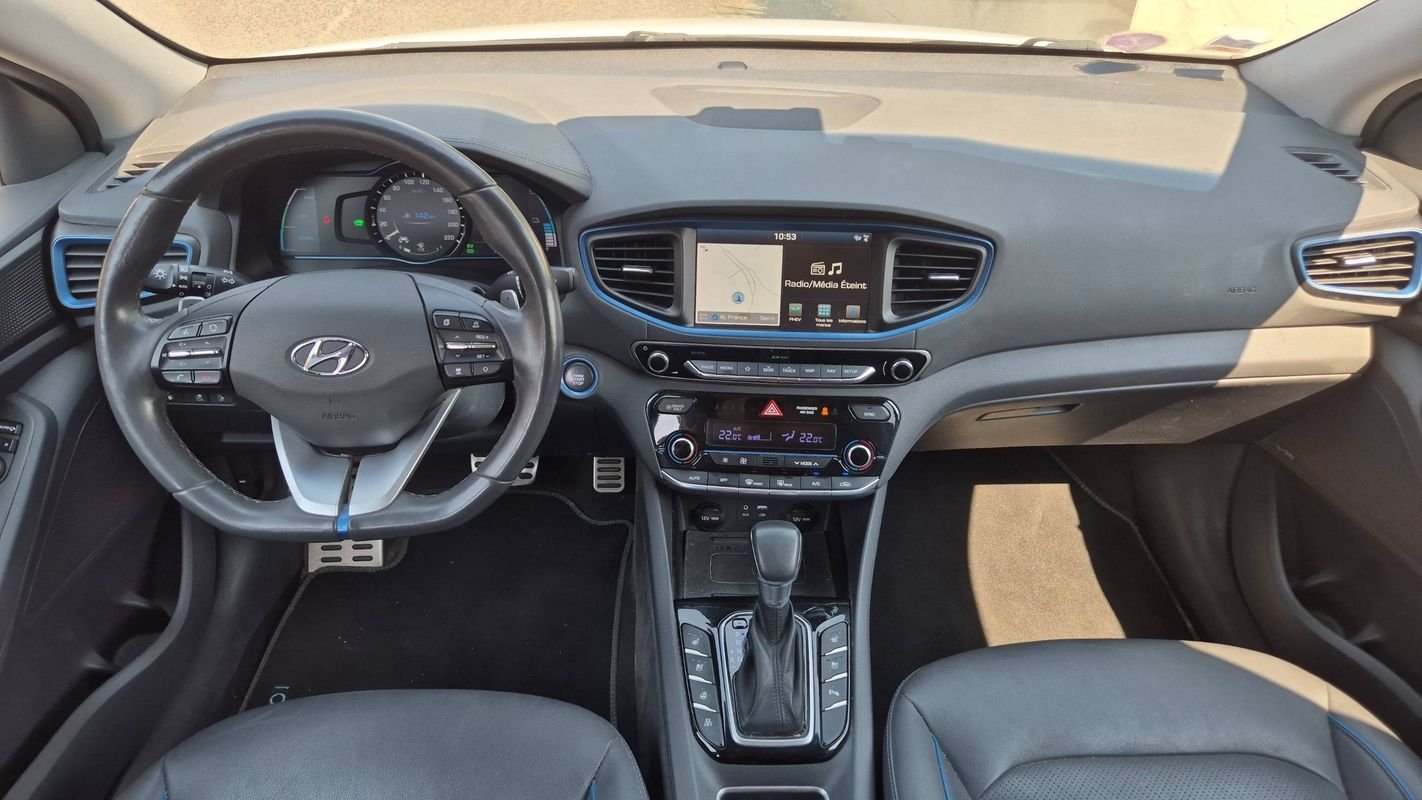 Hyundai Ioniq - Photo 11