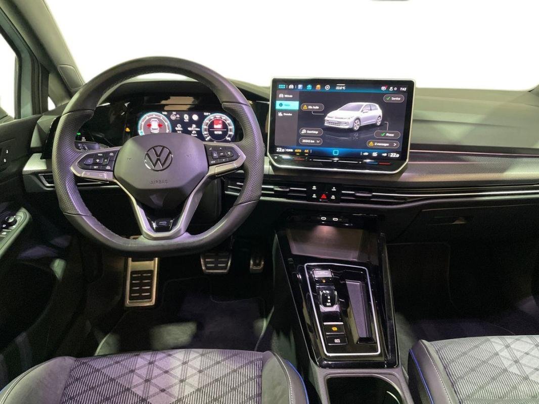 Volkswagen Golf - Photo 24
