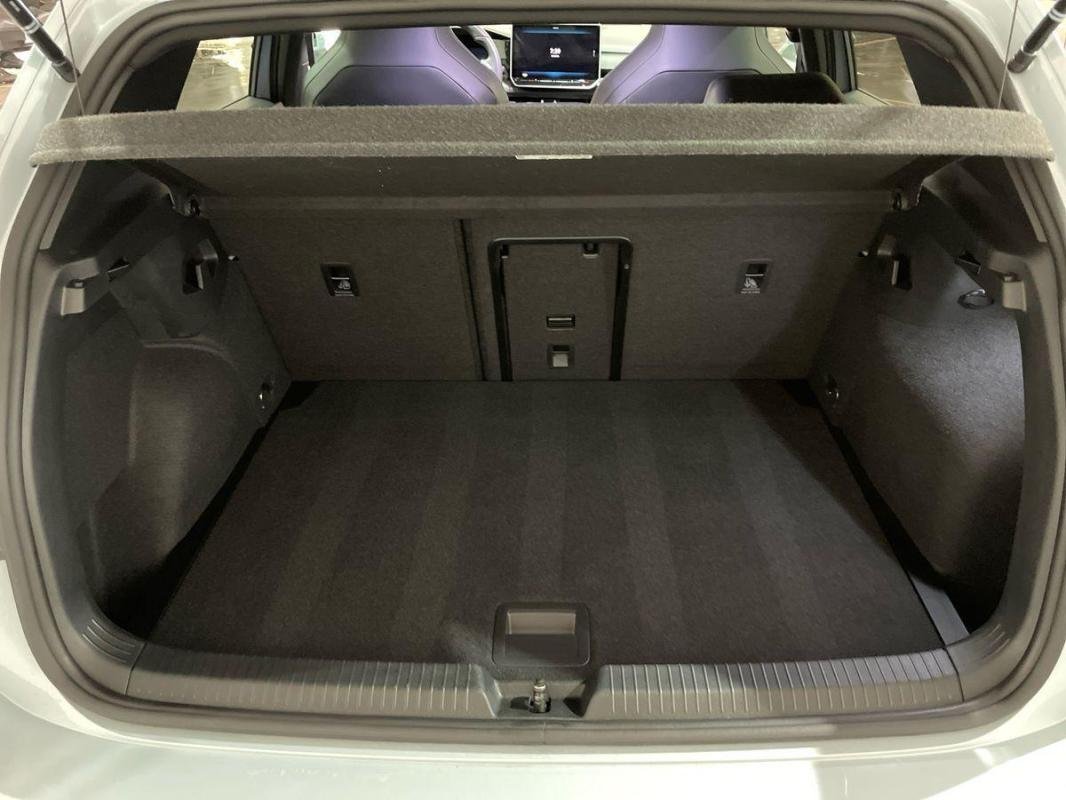Volkswagen Golf - Photo 31
