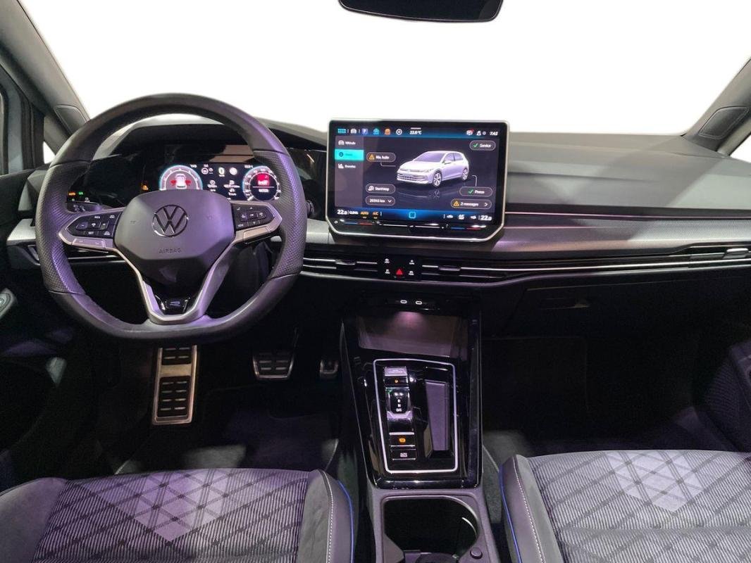 Volkswagen Golf - Photo 8