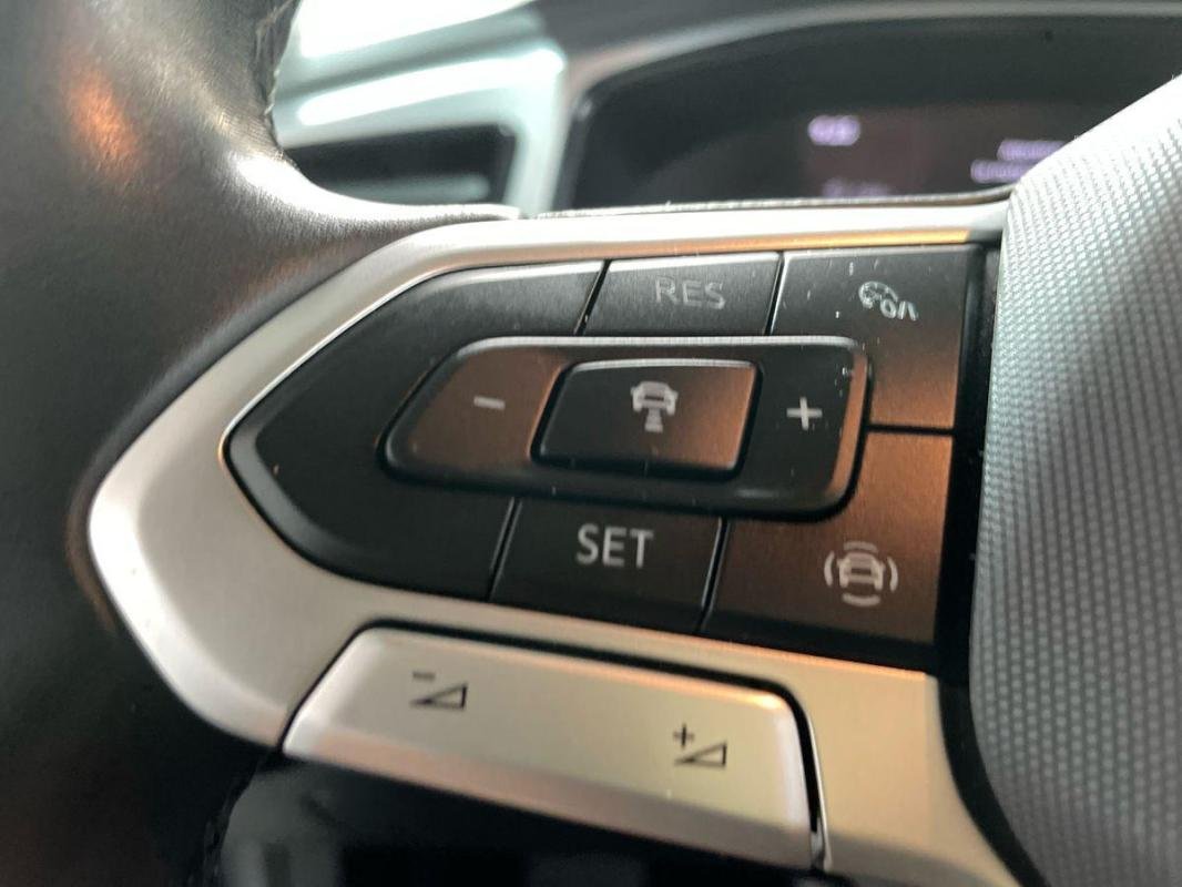 Volkswagen T-Roc - Photo 21