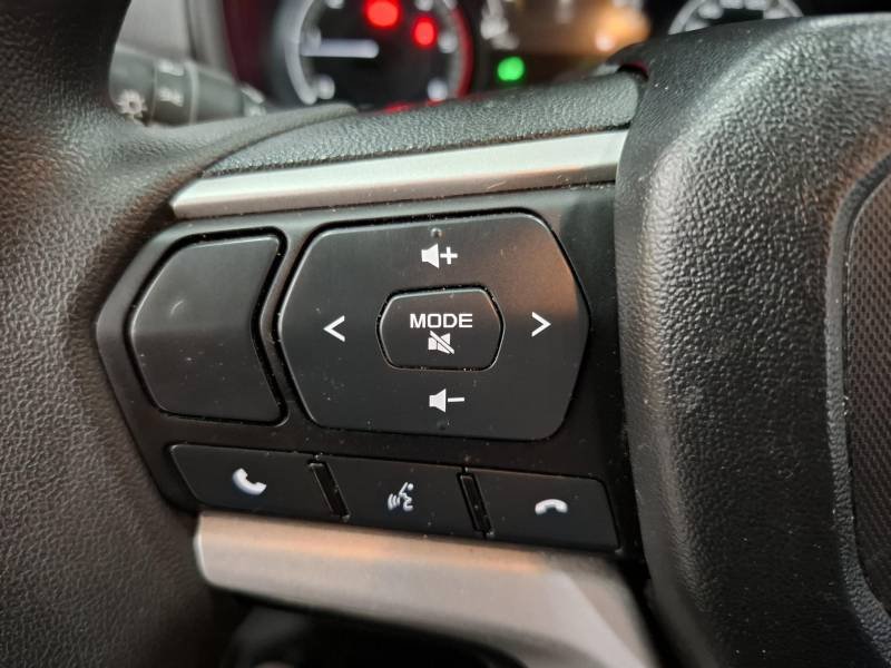 Isuzu D-max - Photo 23