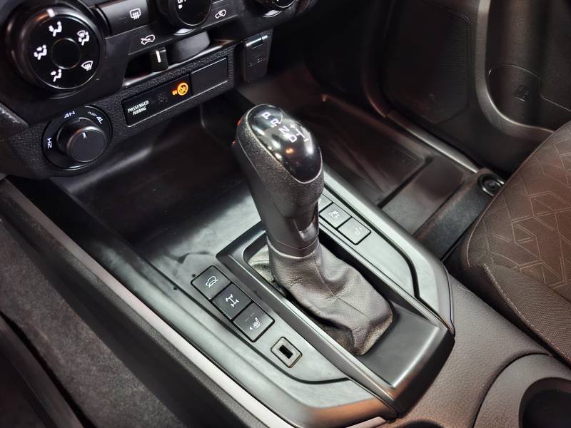 Isuzu D-max - Photo 25