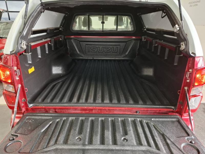 Isuzu D-max - Photo 10