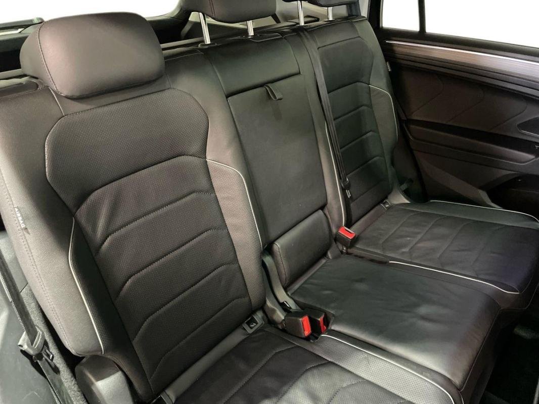 Volkswagen Tiguan Allspace - Photo 23