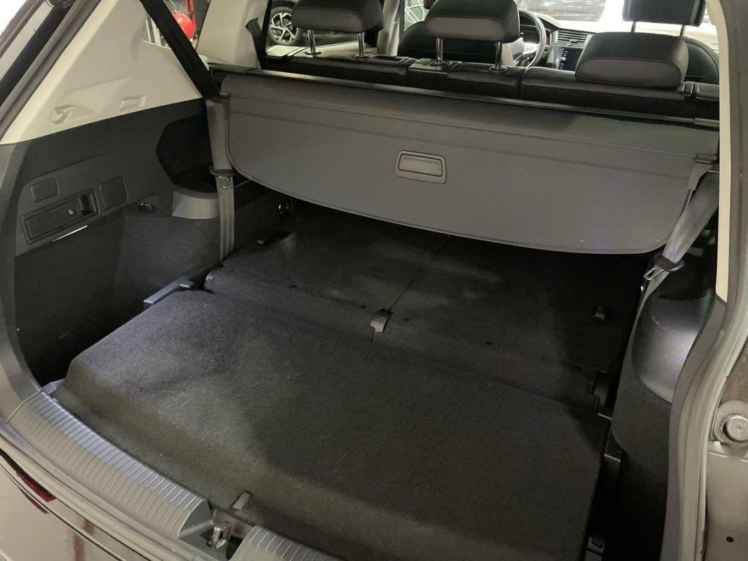 Volkswagen Tiguan Allspace - Photo 32