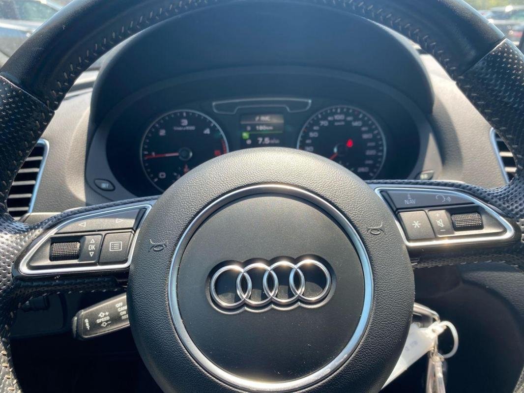 Audi Q3 - Photo 20
