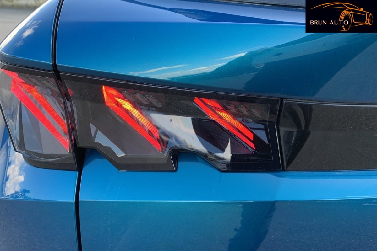 Peugeot 5008 - Photo 12