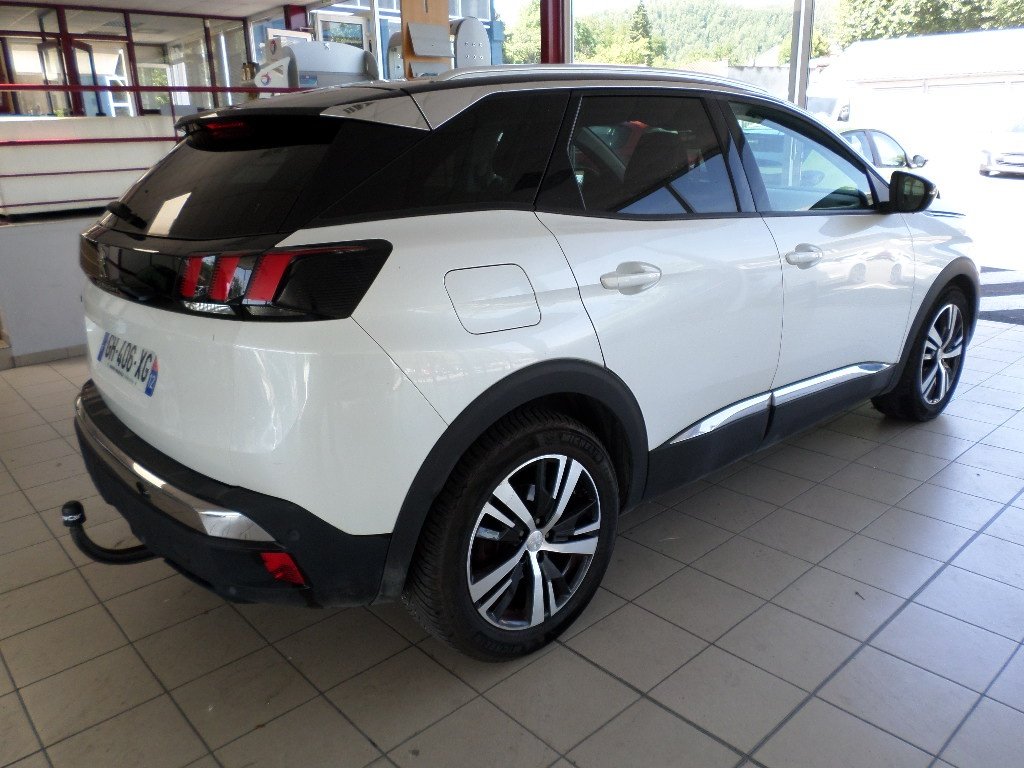 Peugeot 3008 - Photo 3