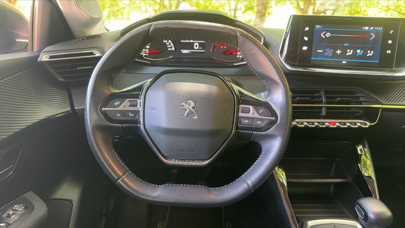 Peugeot 208 - Photo 23