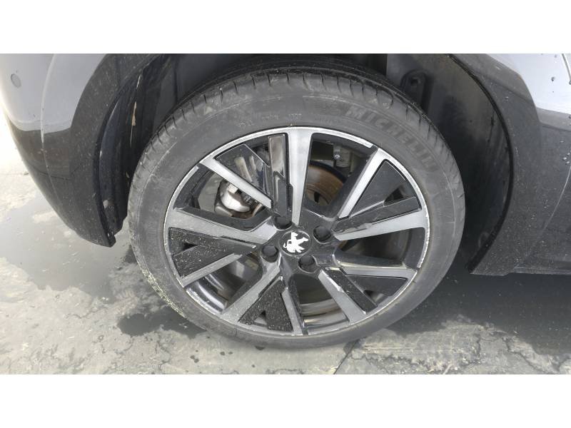 Peugeot 208 - Photo 12