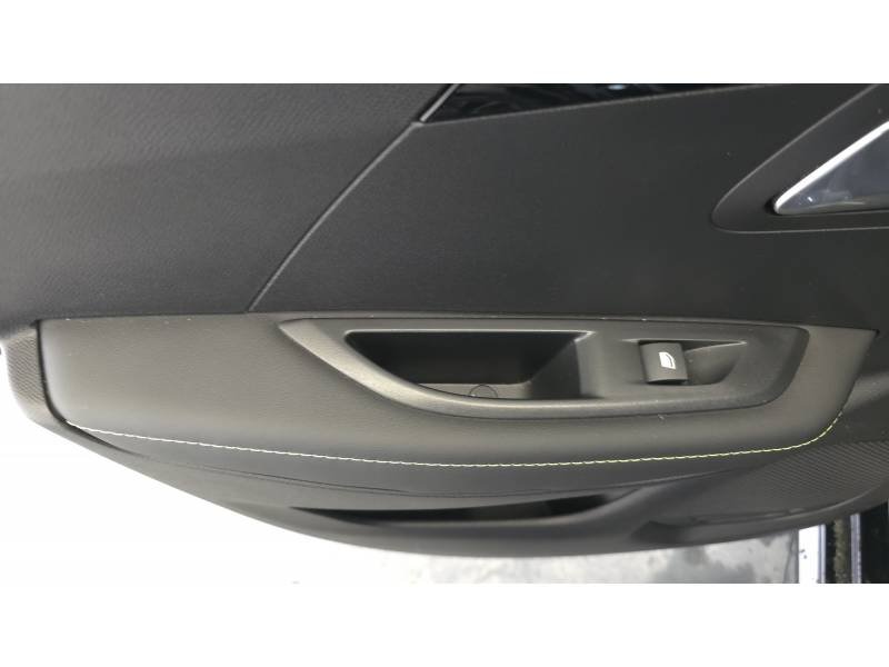 Peugeot 208 - Photo 19