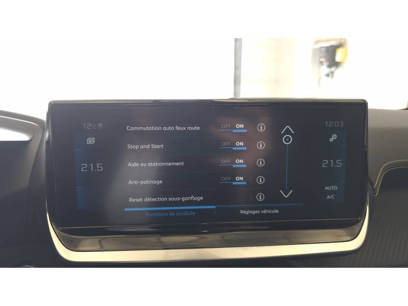 Peugeot 208 - Photo 29