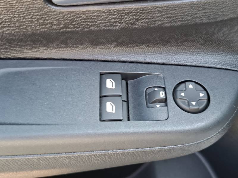 Opel Corsa - Photo 22